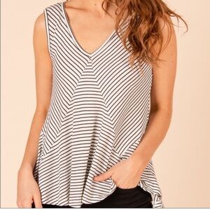 🍂Agnes & Dora Paneled Swing Tank Size XL